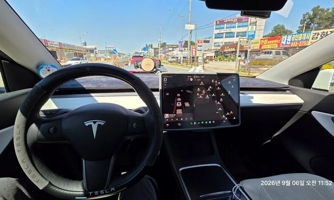 Tesla Model Y — фото 4