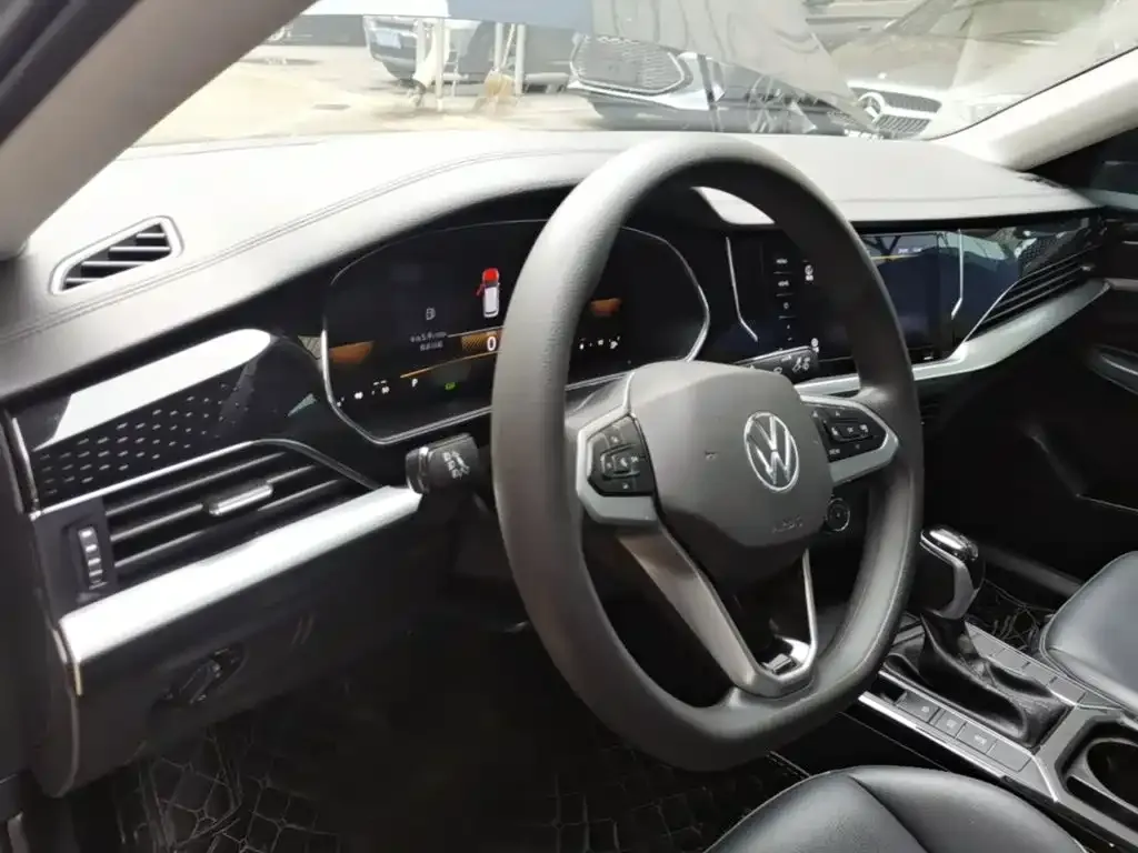 Volkswagen Passat — фото 2