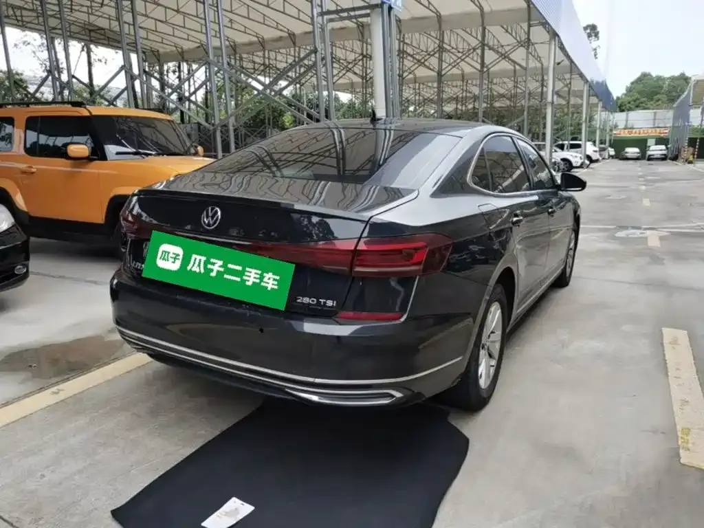 Volkswagen Passat — фото 8