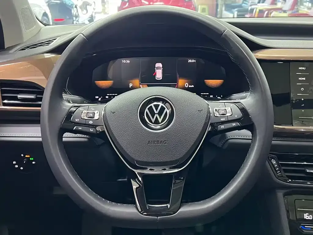 Volkswagen Tharu — фото 8