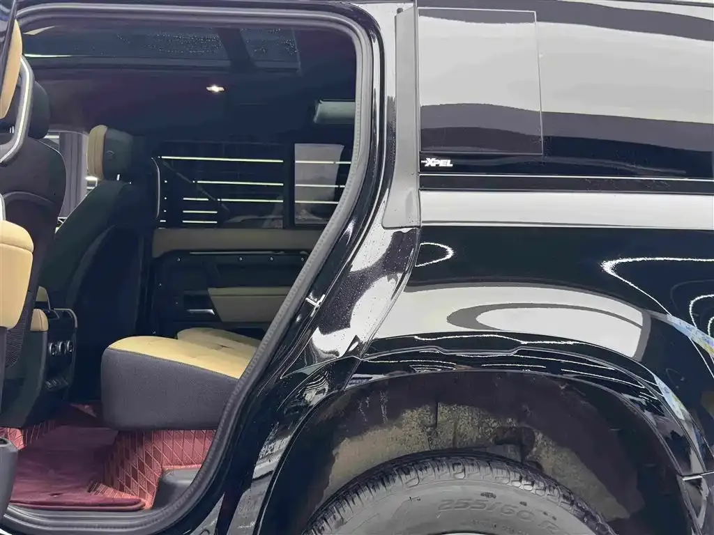 Land Rover Defender — фото 4