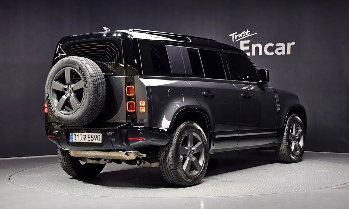 Land Rover Defender — фото 4