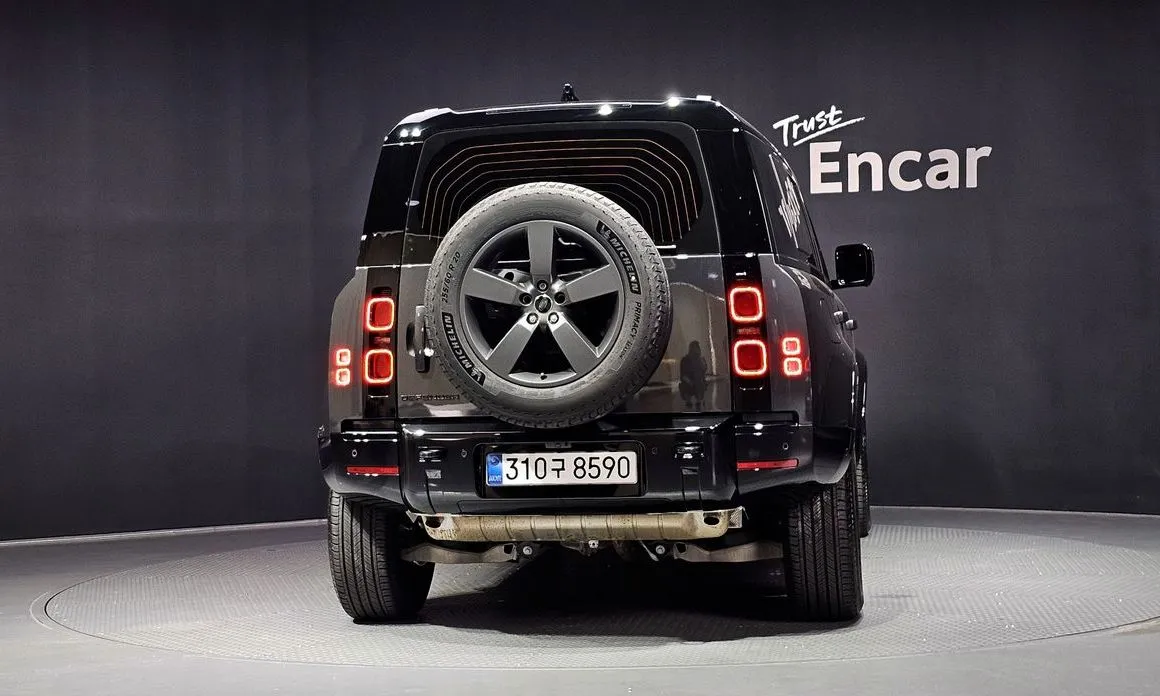 Land Rover Defender — фото 5