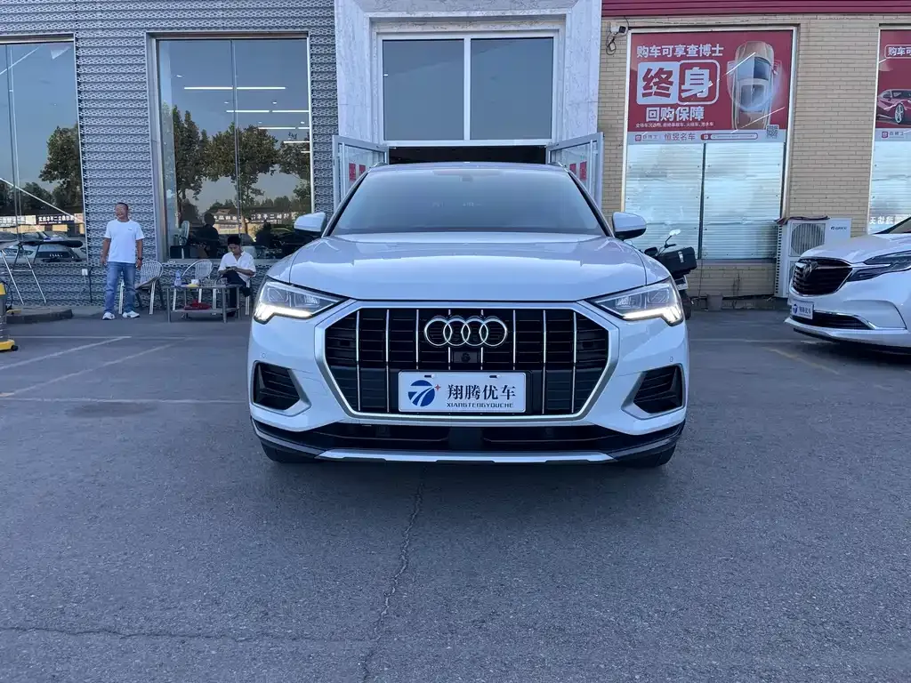 Audi Q3 — фото 6