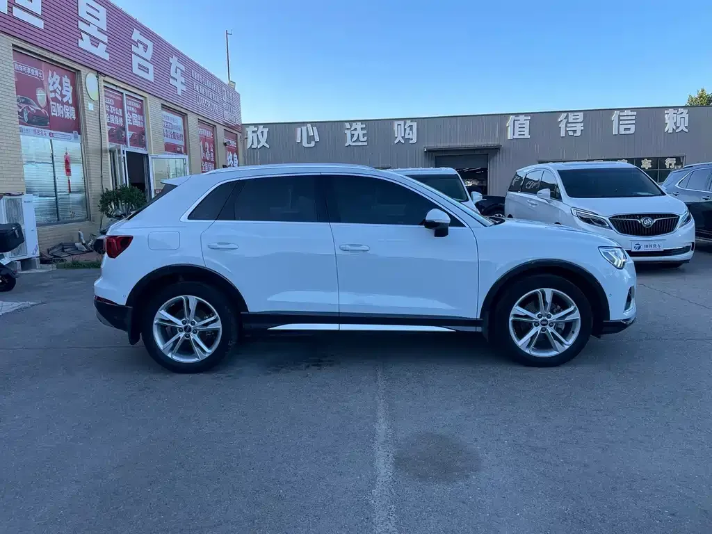 Audi Q3 — фото 2