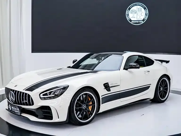 Mercedes-Benz AMG GT — фото 1