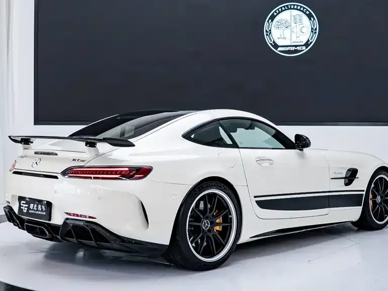 Mercedes-Benz AMG GT — фото 10