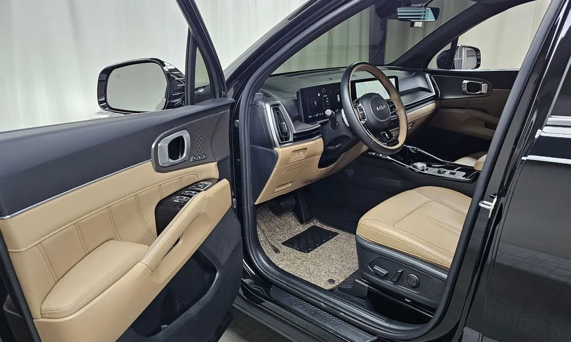 Kia Sorento — фото 6