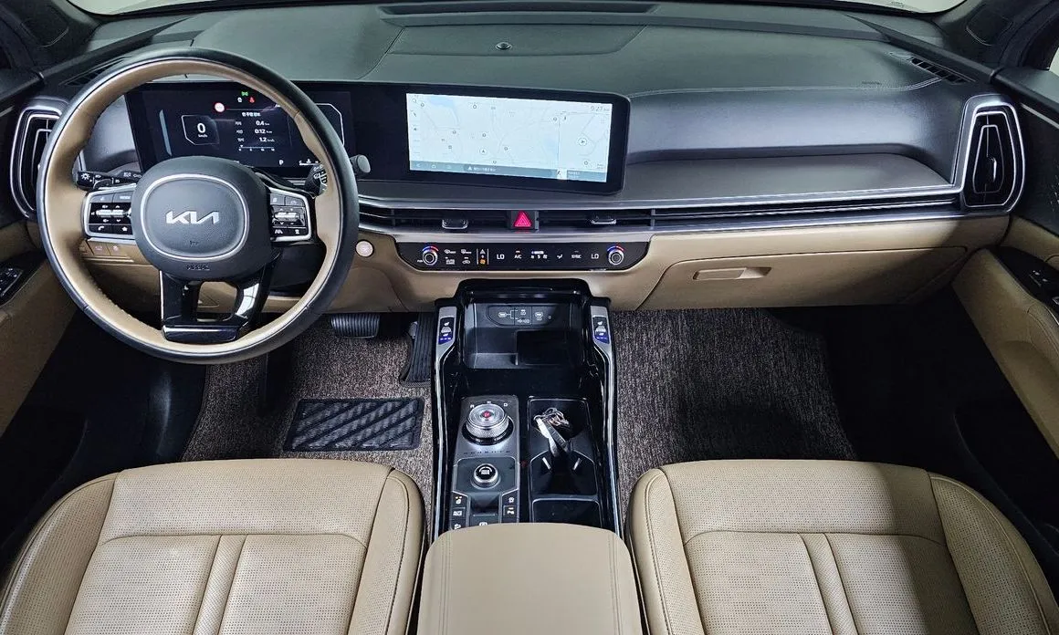 Kia Sorento — фото 7