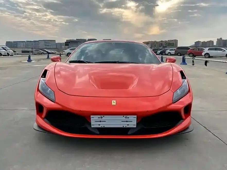 Ferrari F8 — фото 6