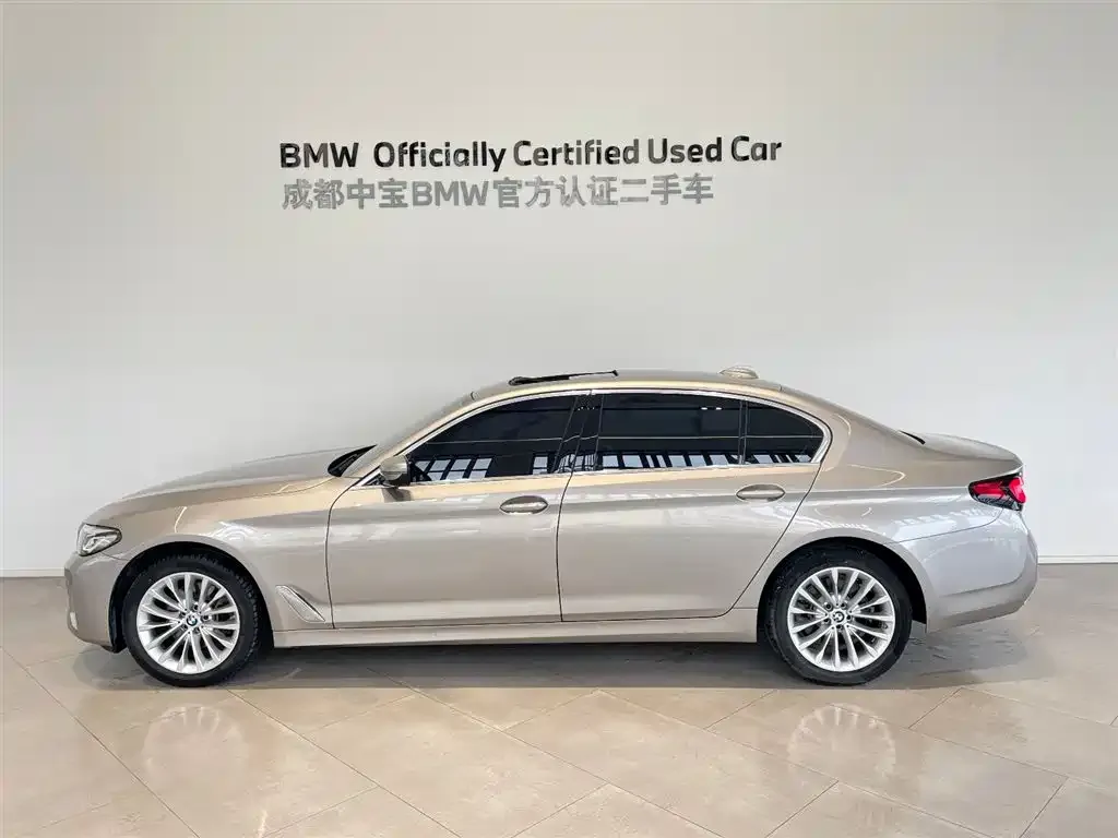 BMW 5 Series — фото 2