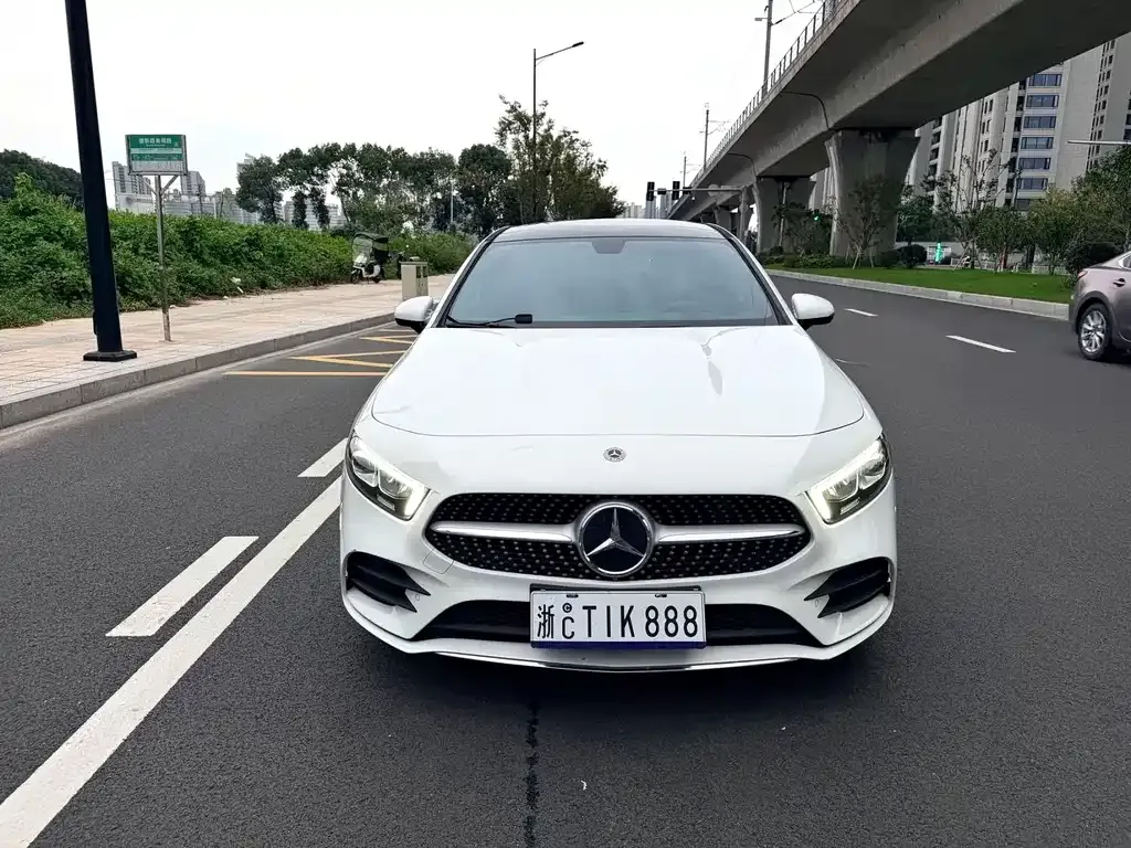 Mercedes-Benz A-Class — фото 4