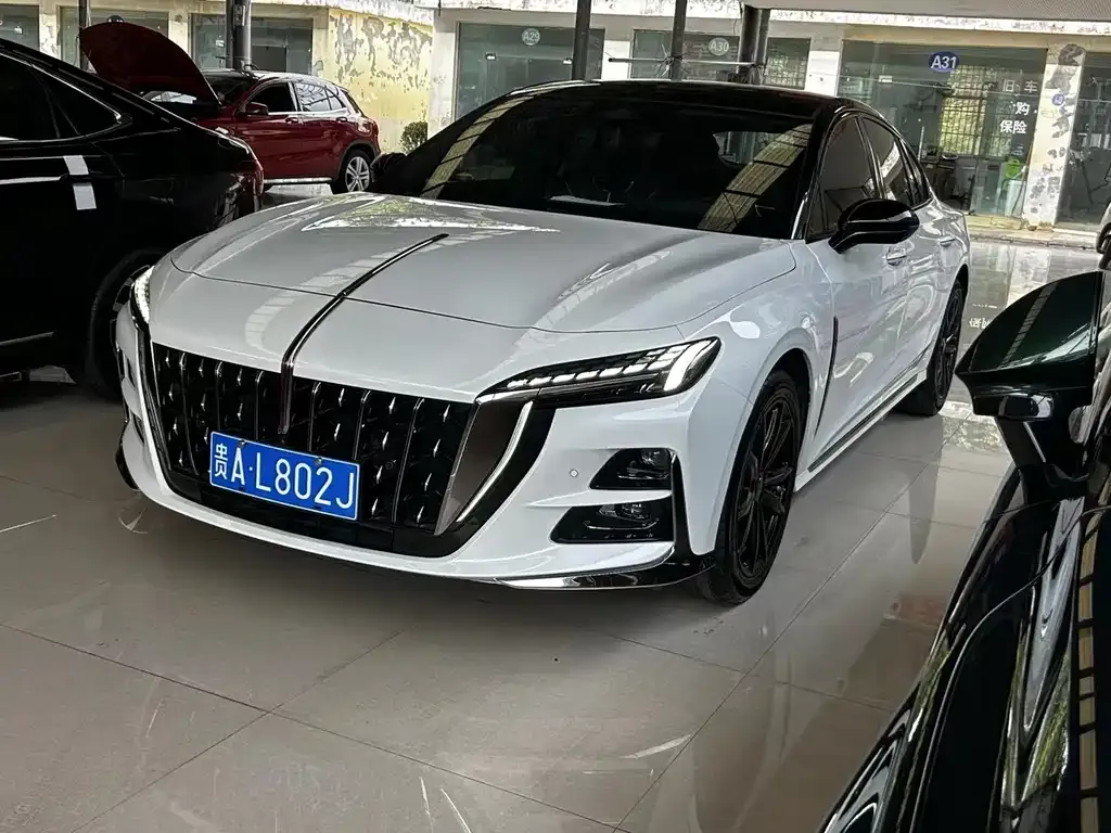 Hongqi H6 — фото 1