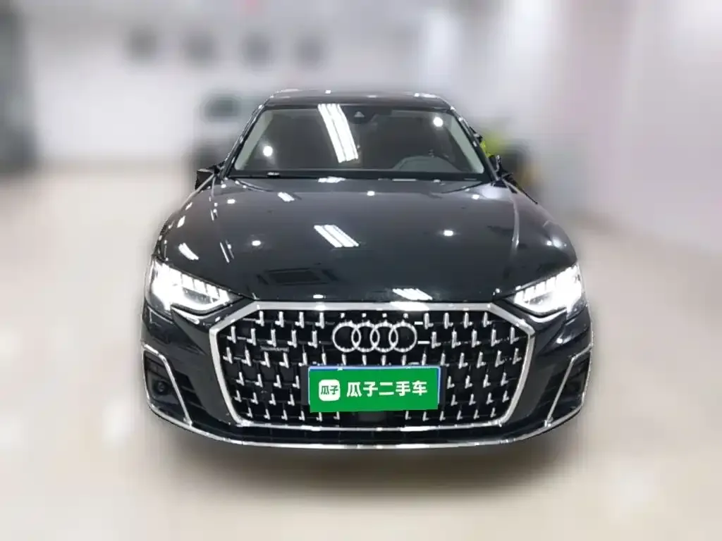 Audi A8 — фото 4