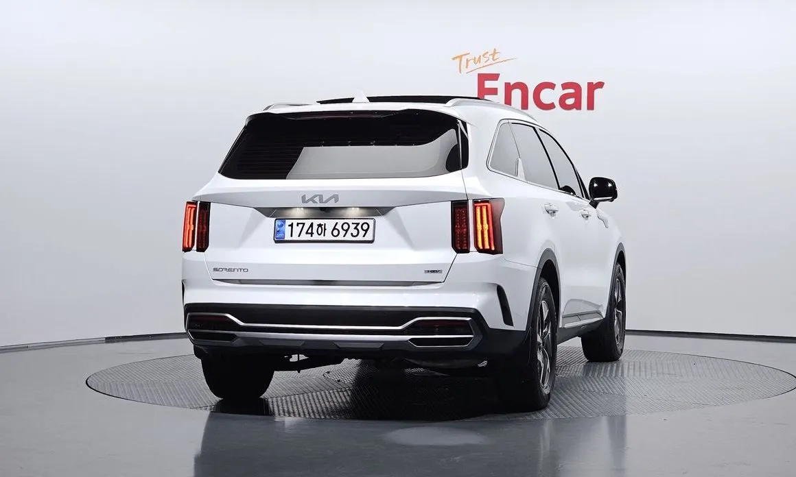 Kia Sorento — фото 3