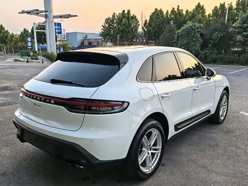 Porsche Macan — фото 9