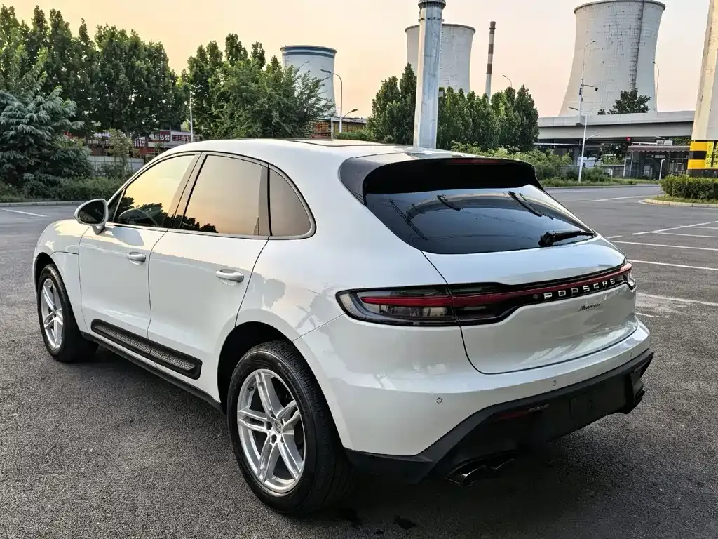 Porsche Macan — фото 10