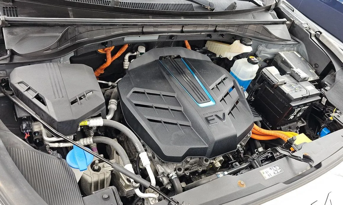 Kia Niro — фото 10