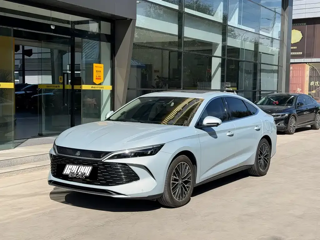 BYD Qin L — фото 1