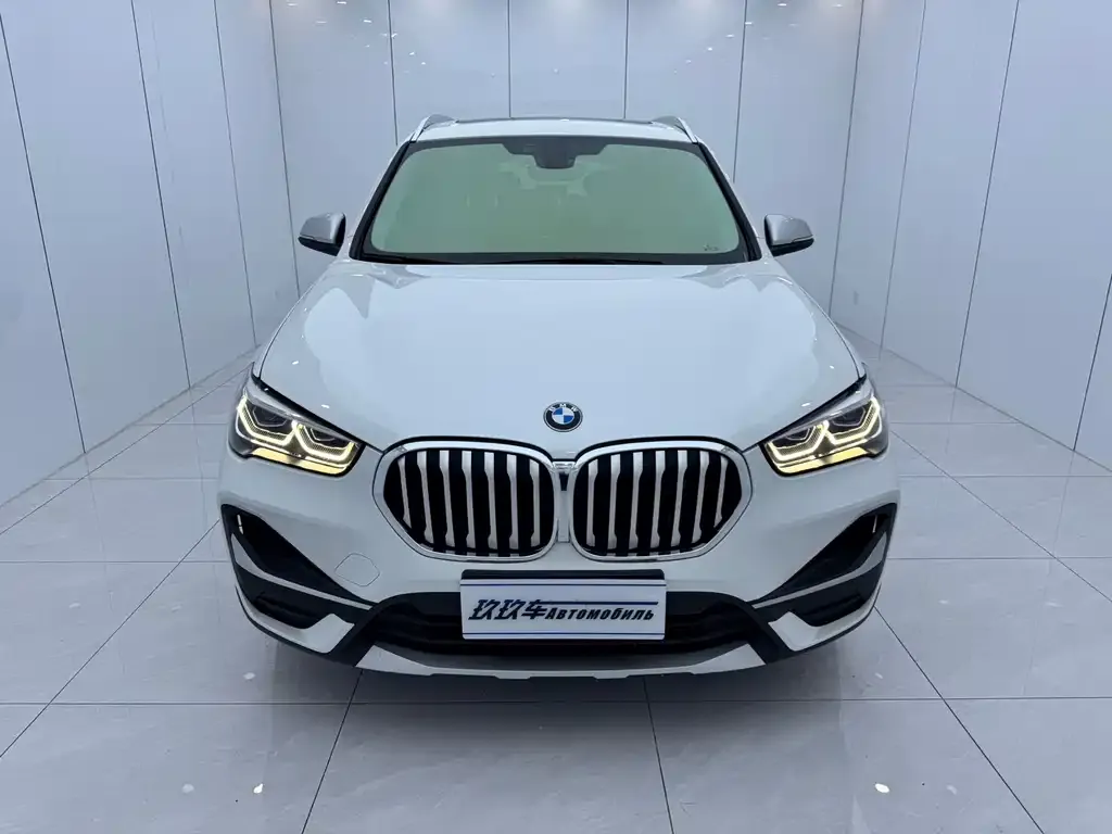 BMW X1 — фото 10