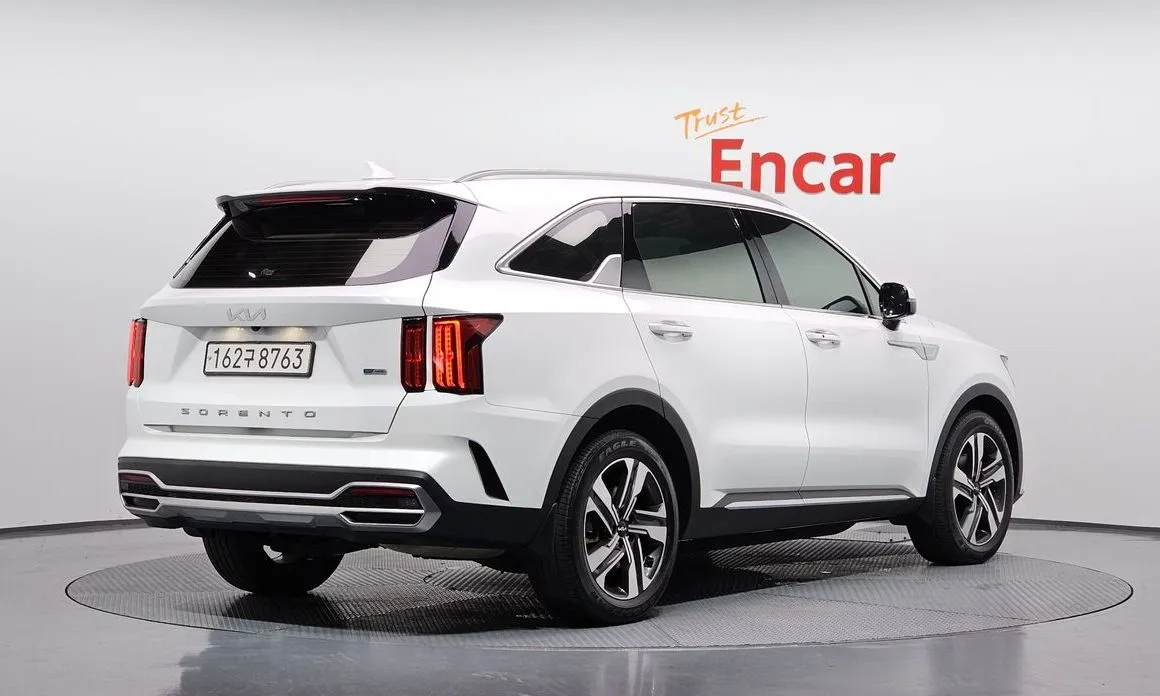 Kia Sorento — фото 4