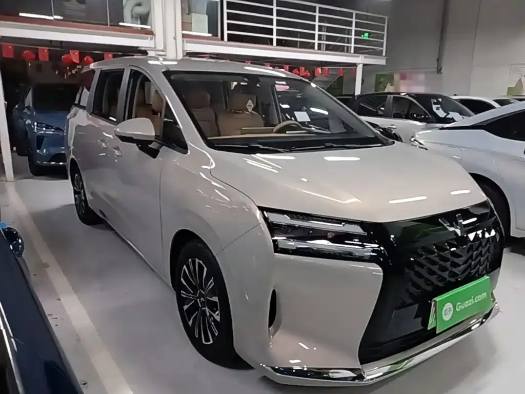 Wuling Xingguang 730 New Energy — фото 8