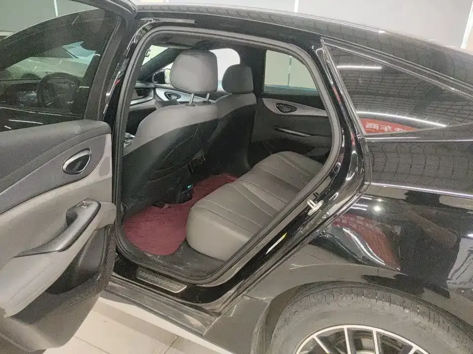 BYD Seal 07 DM-i — фото 2
