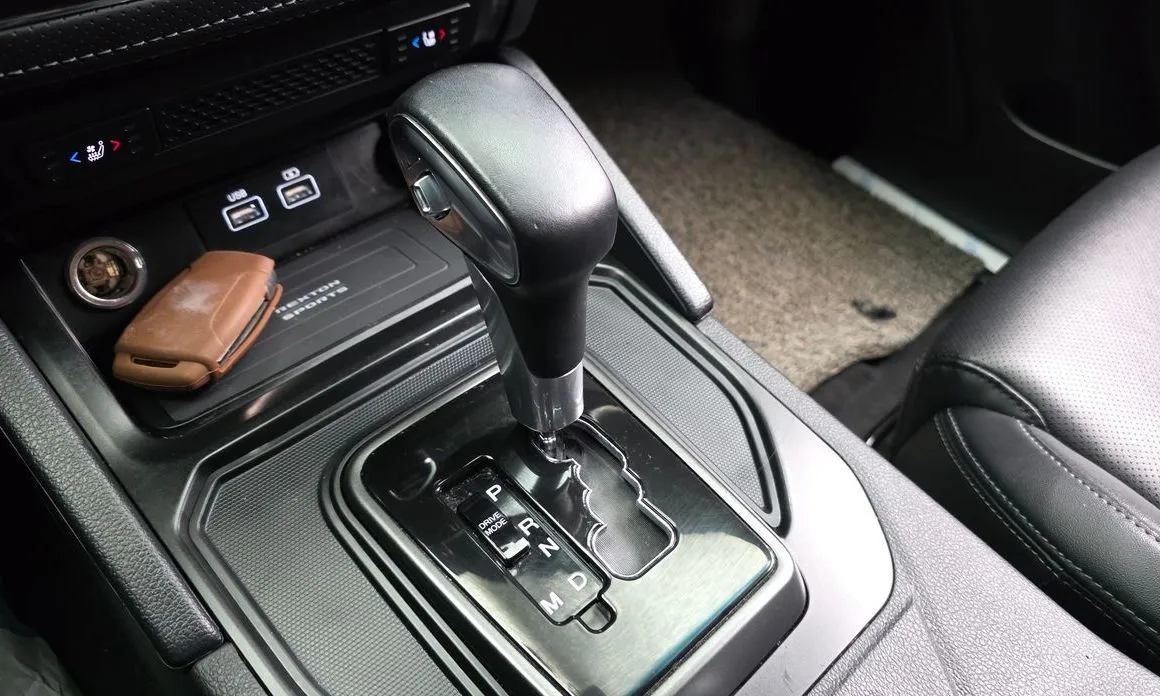 KG Mobility (Ssangyong) Rexton — фото 10