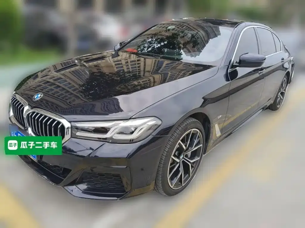 BMW 5 Series — фото 10