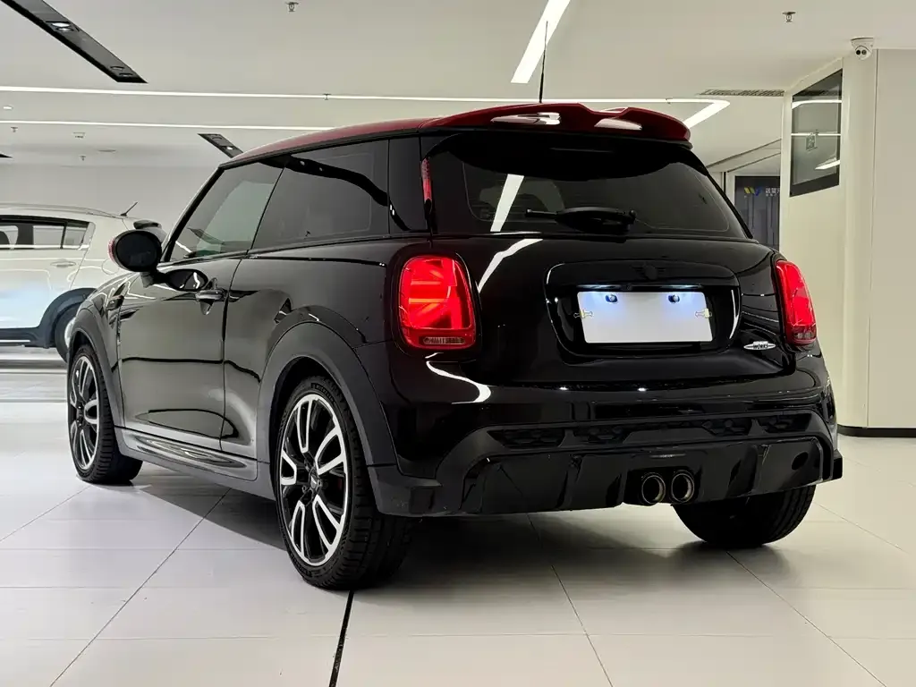 MINI JCW (John Cooper Works) — фото 9