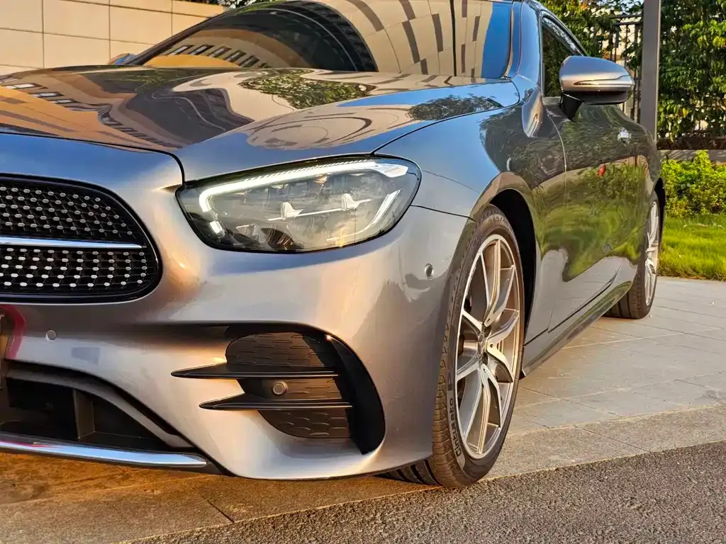 Mercedes-Benz E-Class (Import) — фото 10
