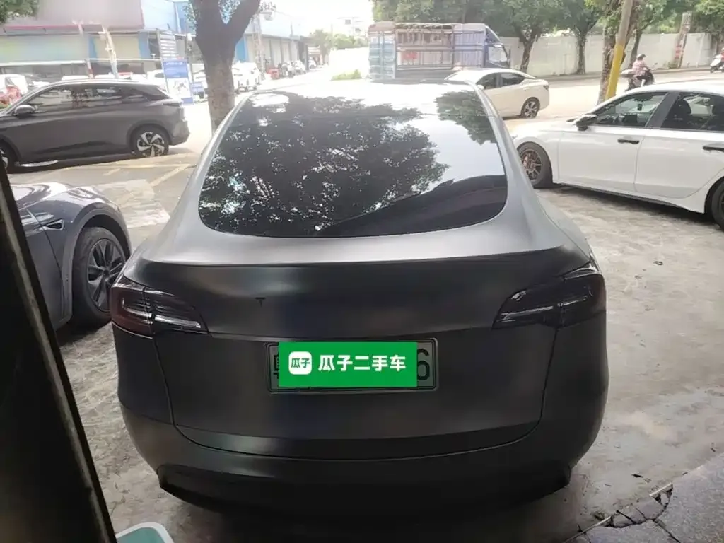 Tesla Model Y — фото 5