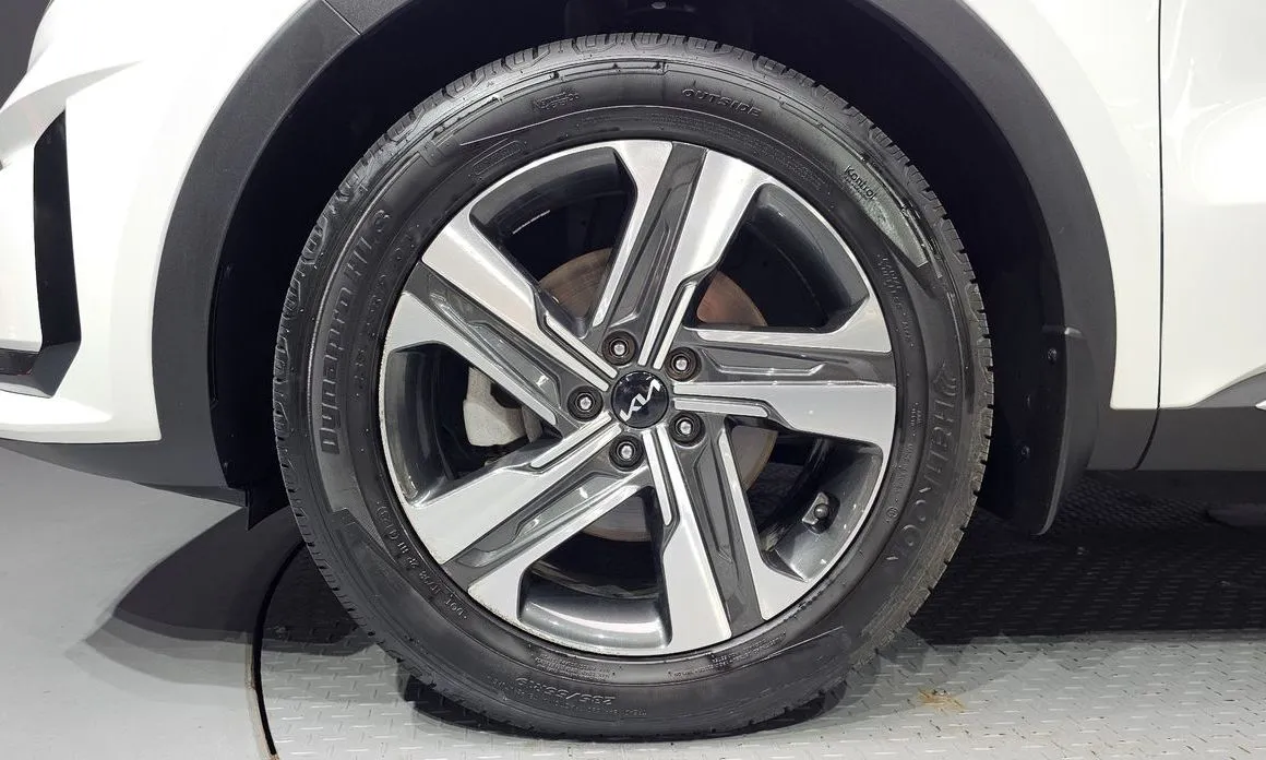 Kia Sorento — фото 5