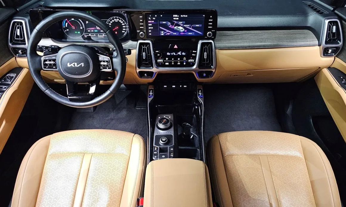 Kia Sorento — фото 6