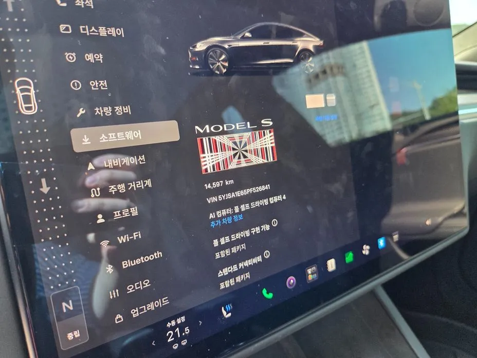 Tesla Model S — фото 3