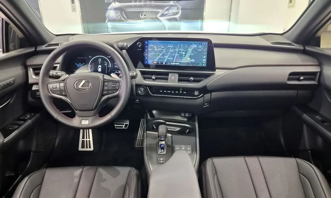 Lexus UX — фото 7