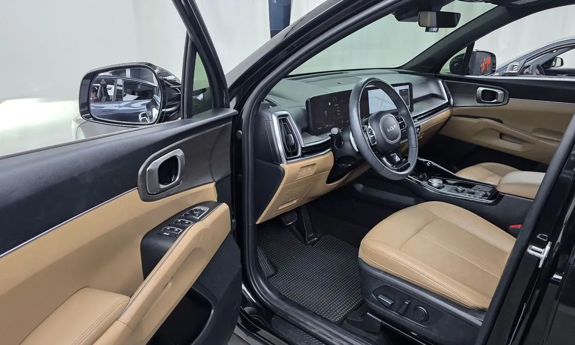 Kia Sorento — фото 7