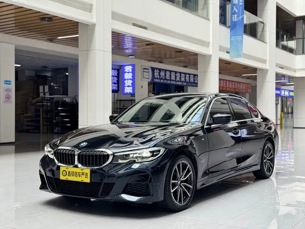 BMW 3 Series — фото 1