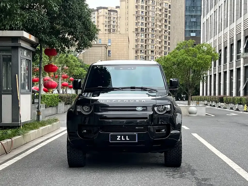 Land Rover Defender — фото 10