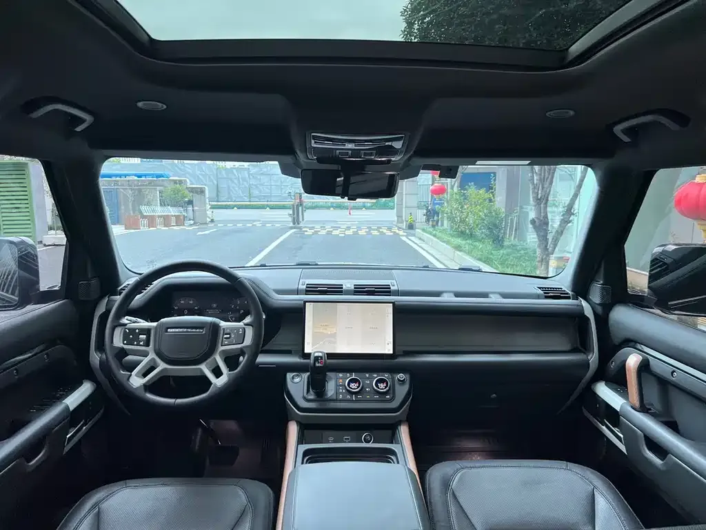 Land Rover Defender — фото 6