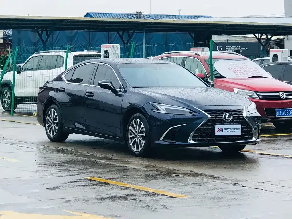 Lexus ES — фото 2