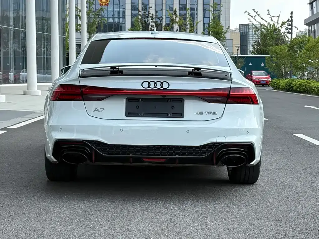 Audi A7 — фото 6