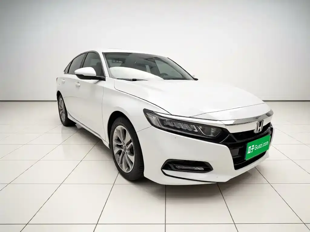 Honda Accord — фото 3