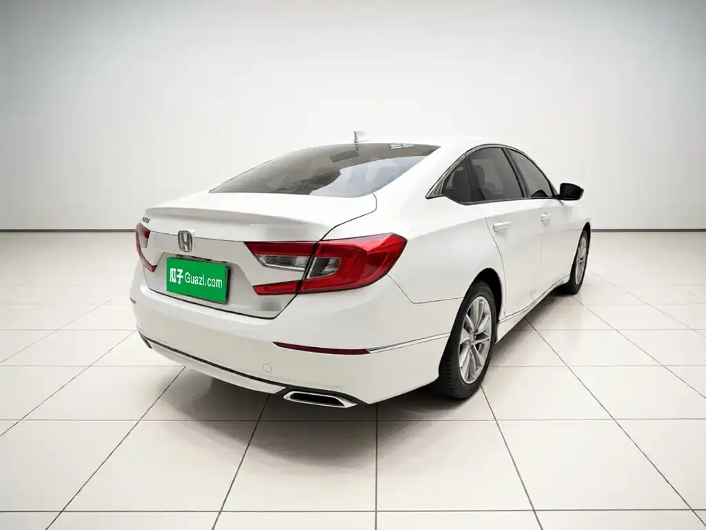 Honda Accord — фото 5