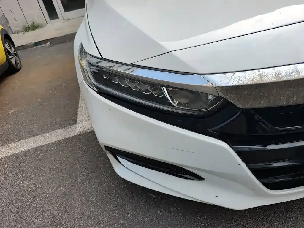 Honda Accord — фото 6