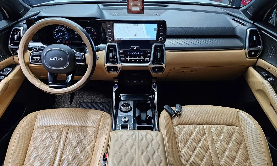 Kia Sorento — фото 10