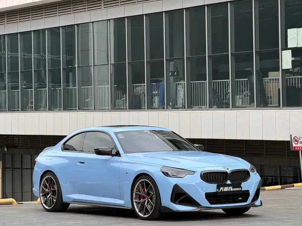 BMW M240i — фото 9
