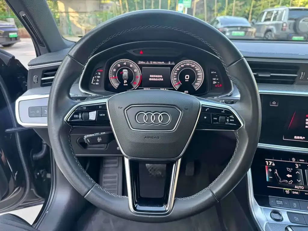 Audi A6L — фото 5