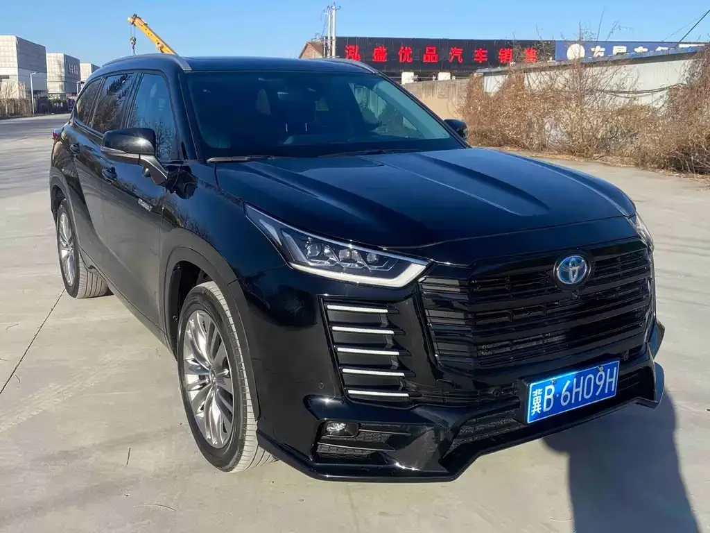 Toyota Highlander — фото 2