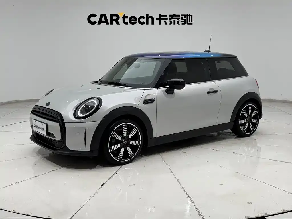 MINI Cooper (3-door) — фото 1